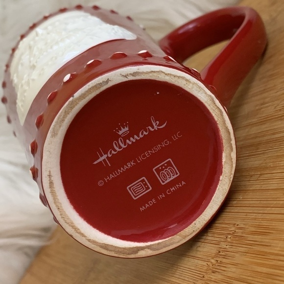 Hallmark 2018 Snowman Christmas Holiday Tapered Ceramic Mug - Picture 5 of 11